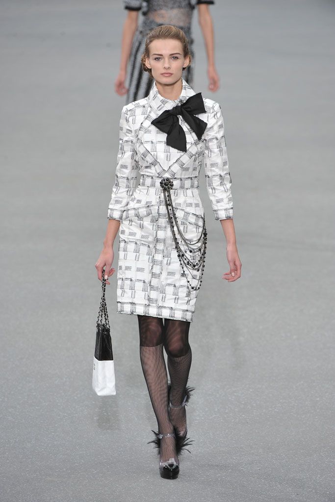 Chanel S/S 09 Look 71
