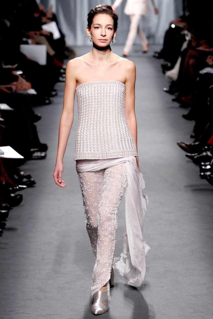 Chanel S/S 11 Couture Look 350