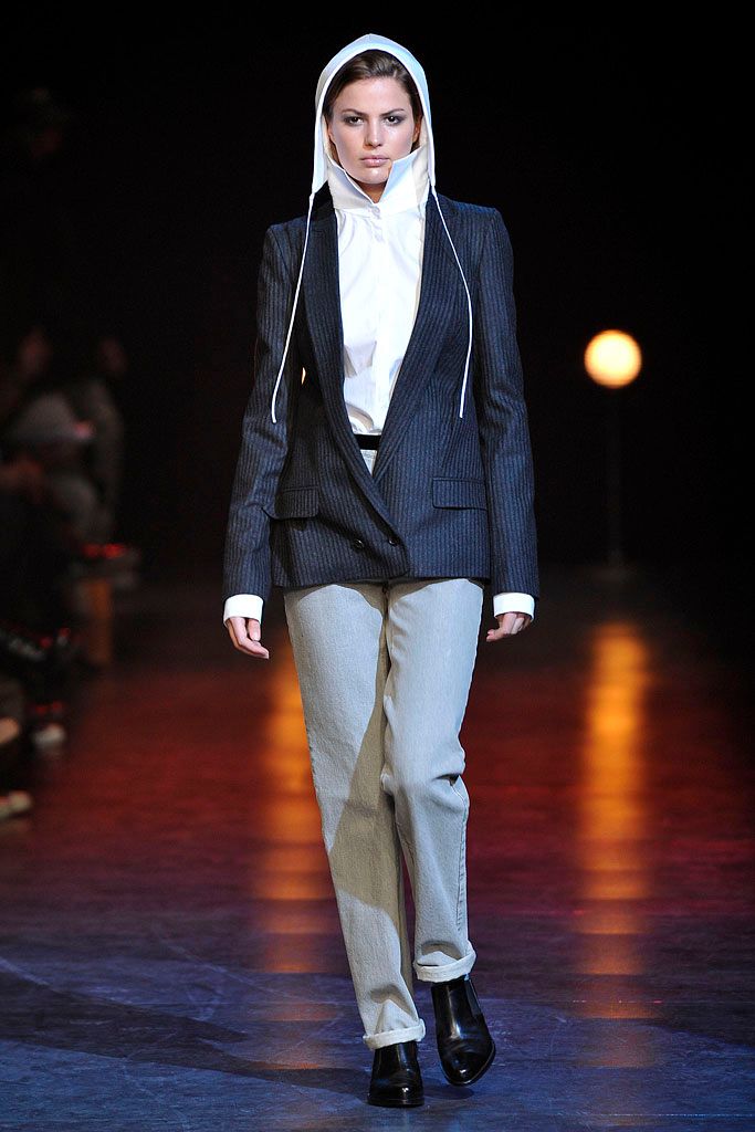 Chalayan F/W 10 Look 31