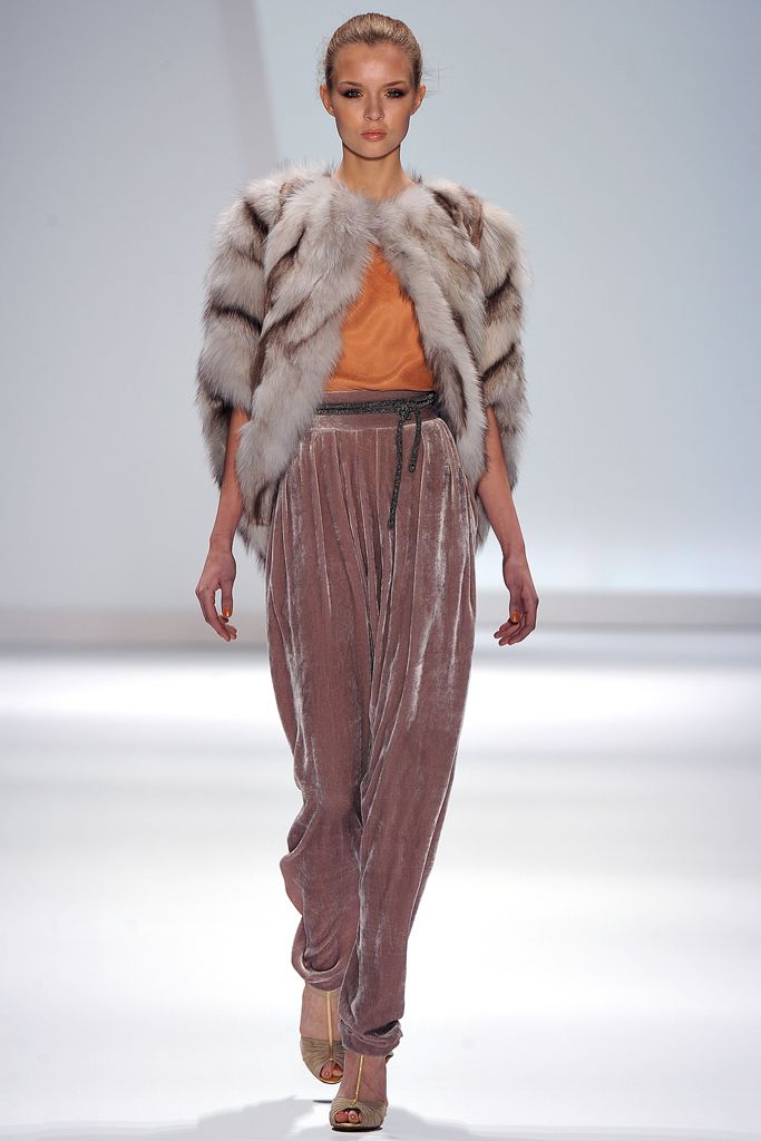cropped fur shrug jacket