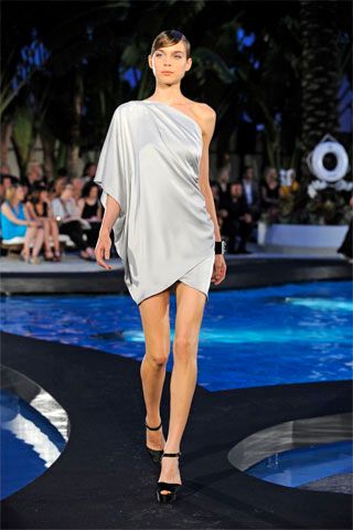 Chanel Resort 09 Look 217