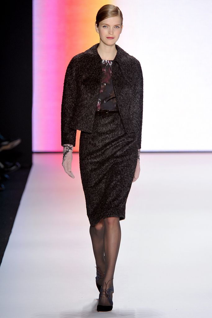 Carolina Herrera F/W 11 Look 122
