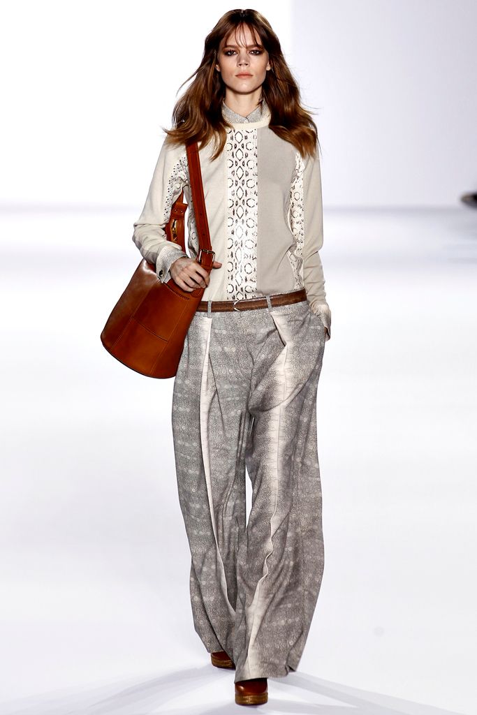 Chloé F/W 11 Look 1