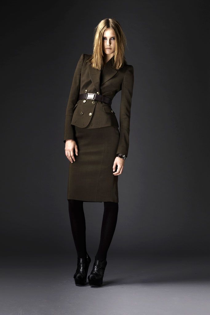 Burberry F/W 10 Look 51