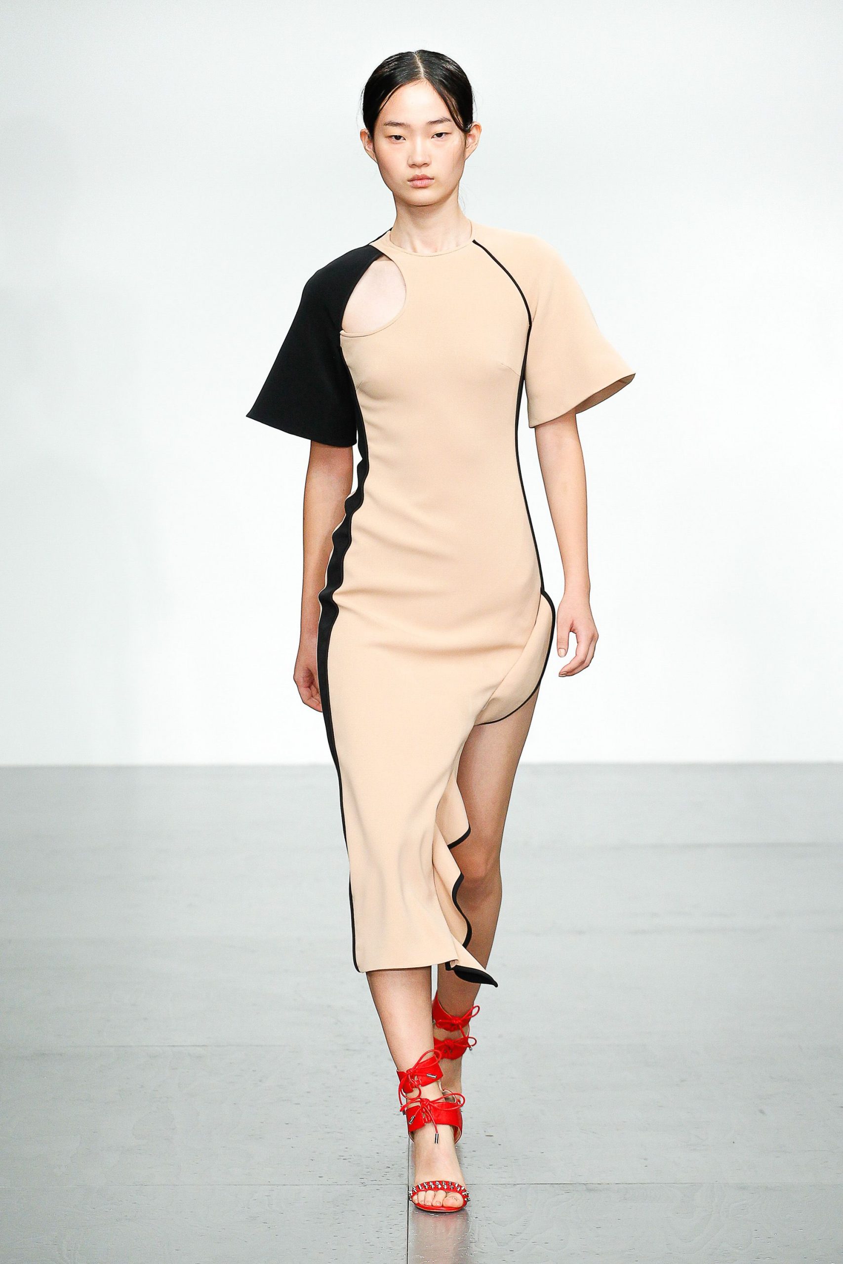 David Koma S/S 18 Look 28
