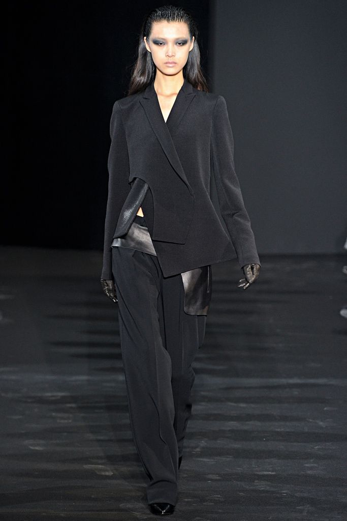 Costume National F/W 12 Look 111