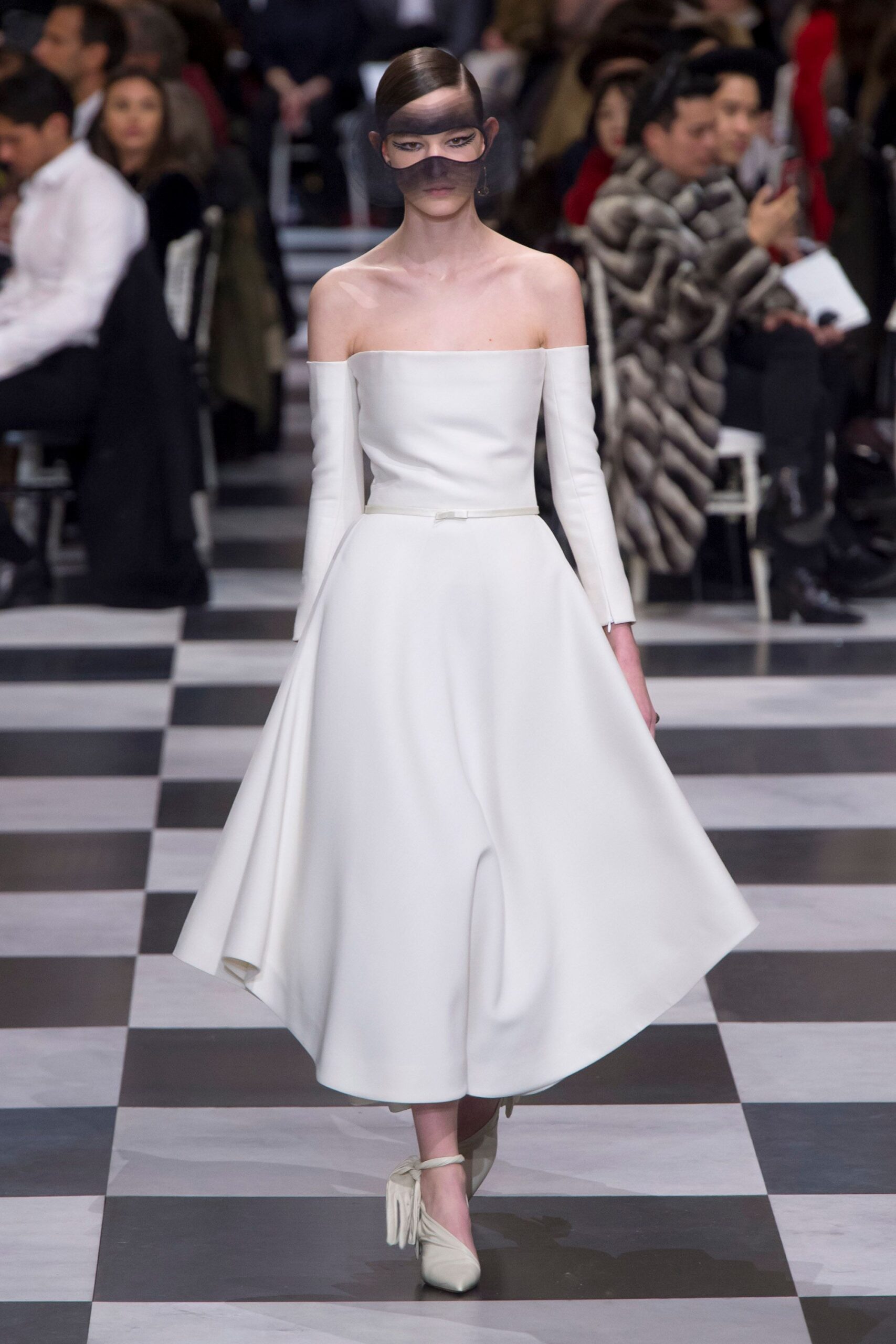 Christian Dior S/S 18 Couture Look 109
