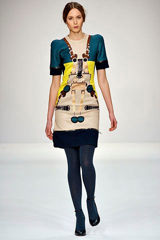 Central Saint Martins M.A. F/W 08 Look 46
