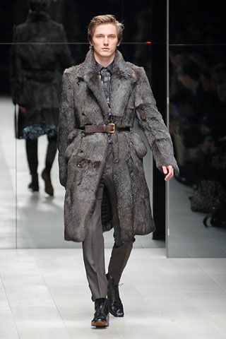 Burberry F/W 07 Menswear Look 201