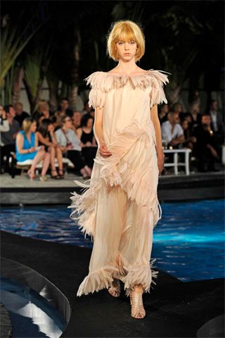 Chanel Resort 09 Look 384