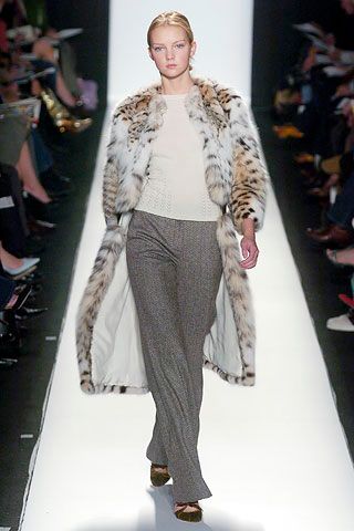 Carolina Herrera F/W 05 Look 17