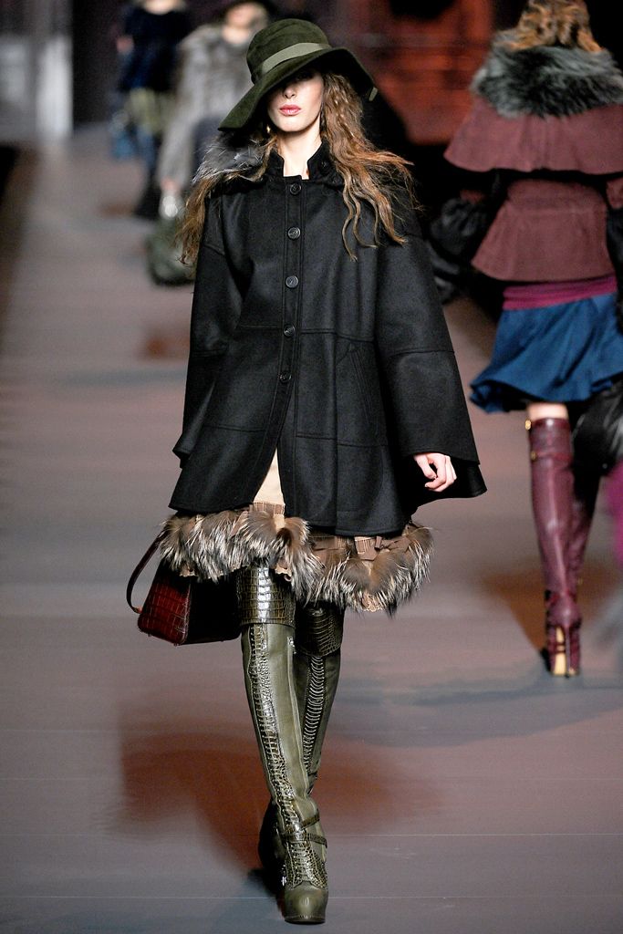 Christian Dior F/W 11 Look 16
