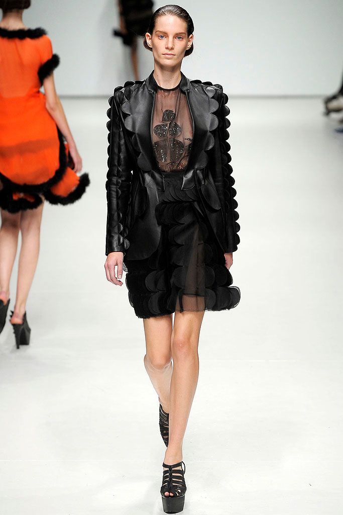 Christopher Kane S/S 09 Look 232
