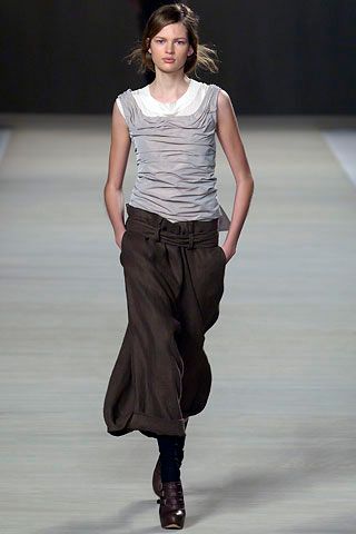 Chloé F/W 06 Look 36