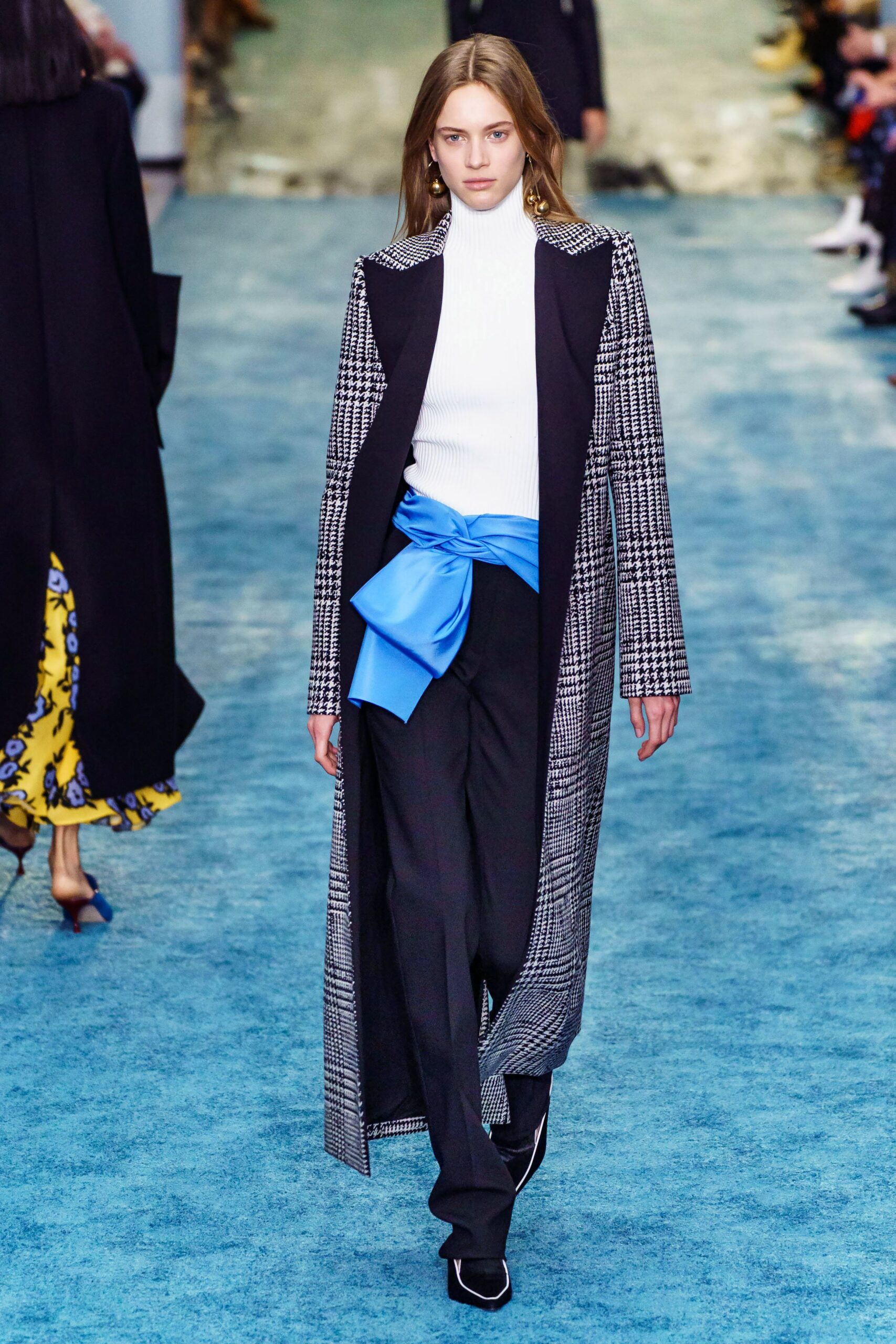 Carolina Herrera F/W 19 Look 159