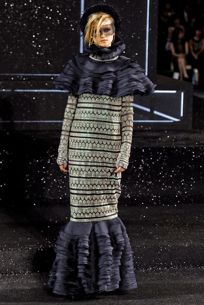Chanel F/W 11 Couture Look 367