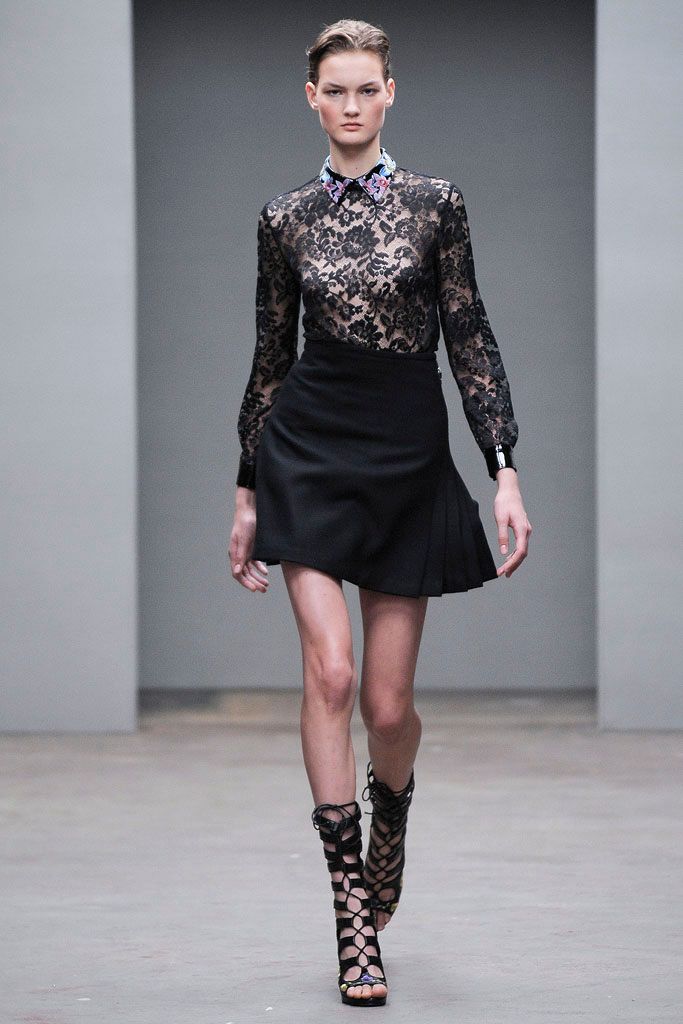 Christopher Kane Fall 2010 Ready-to-Wear