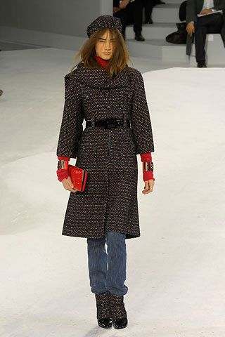 Chanel F/W 07 Look 12