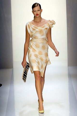 Daks by Giles Deacon S/S 08 Look 37