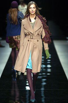Burberry F/W 04 Look 73