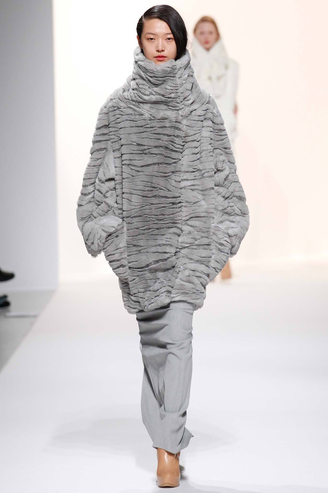 Chalayan F/W 14 Look 55