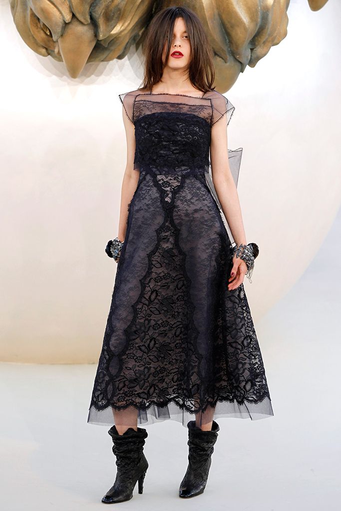 Chanel F/W 10 Couture Look 251