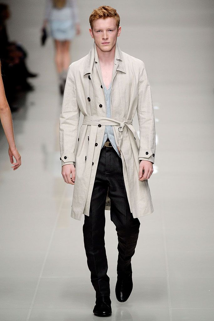 Burberry S/S 10 Look 124