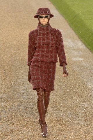 Chanel F/W 07 Couture Look 64