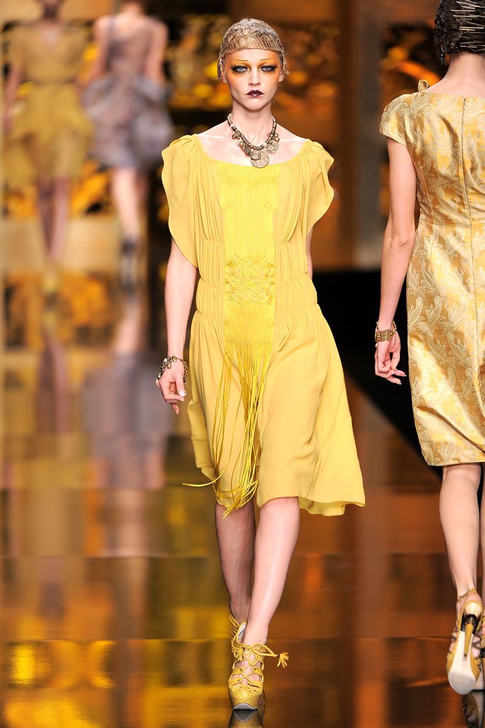 Christian Dior F/W 09 Look 146