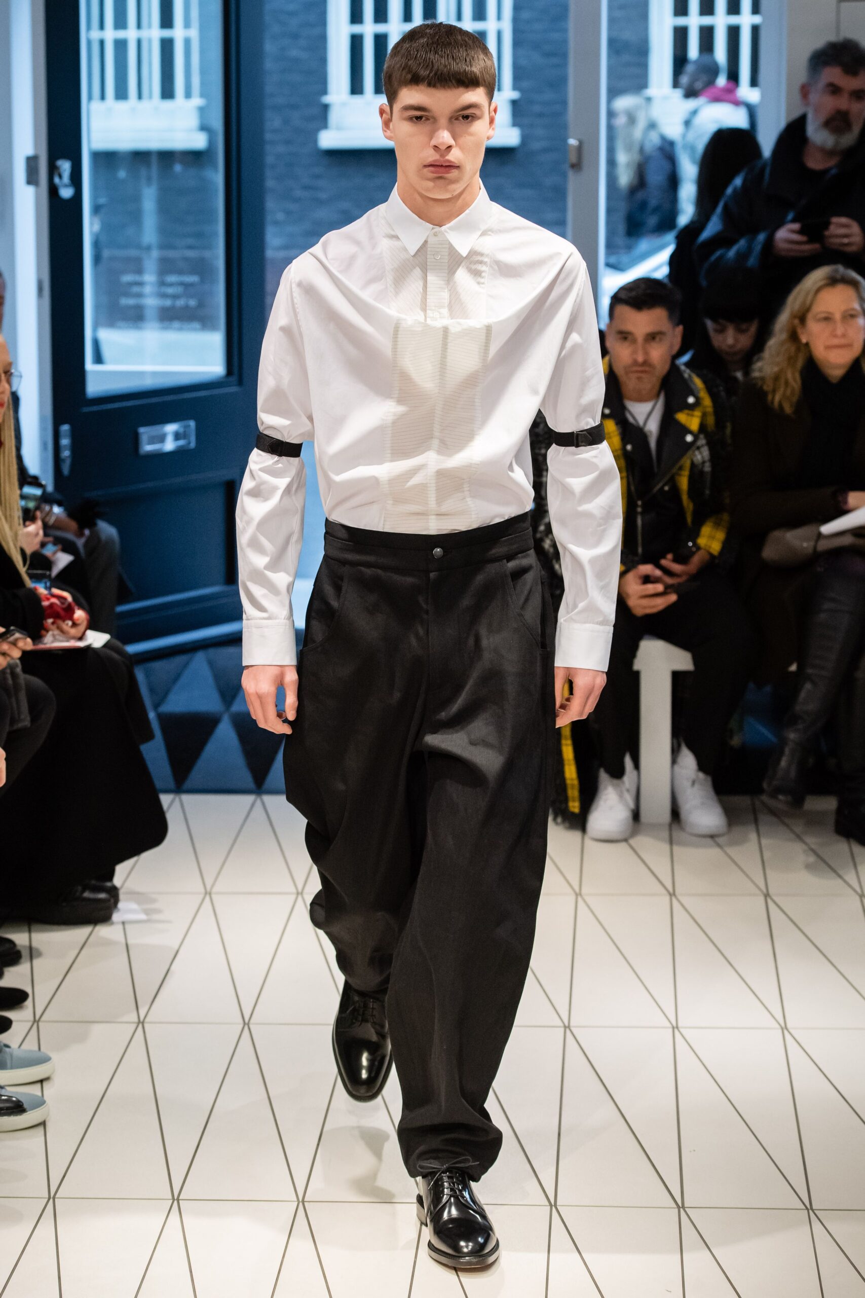 Chalayan F/W 19 Menswear Look 245