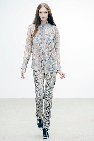 Christopher Kane S/S 08 Look 20
