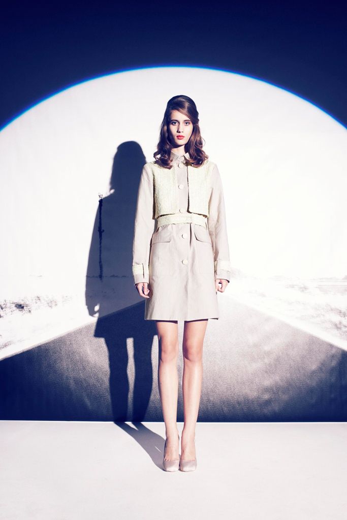 ivory tweed collared long-sleeve textured cropped jacket