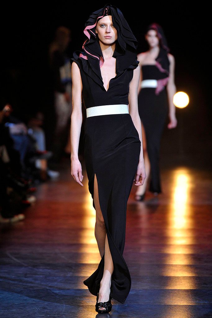 Chalayan F/W 10 Look 268