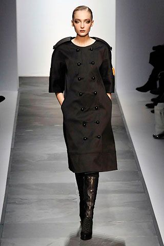 Daks by Giles Deacon F/W 08 Look 10