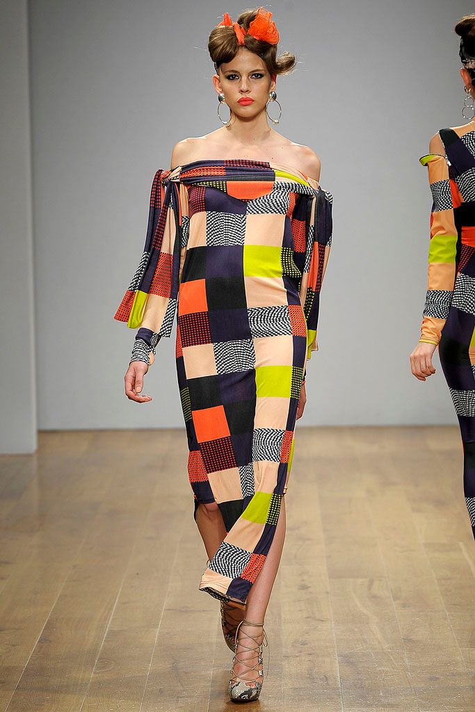 Danielle Scutt S/S 09 Look 43