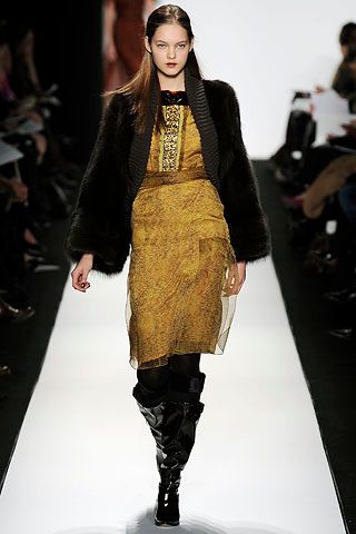 Carolina Herrera F/W 08 Look 37