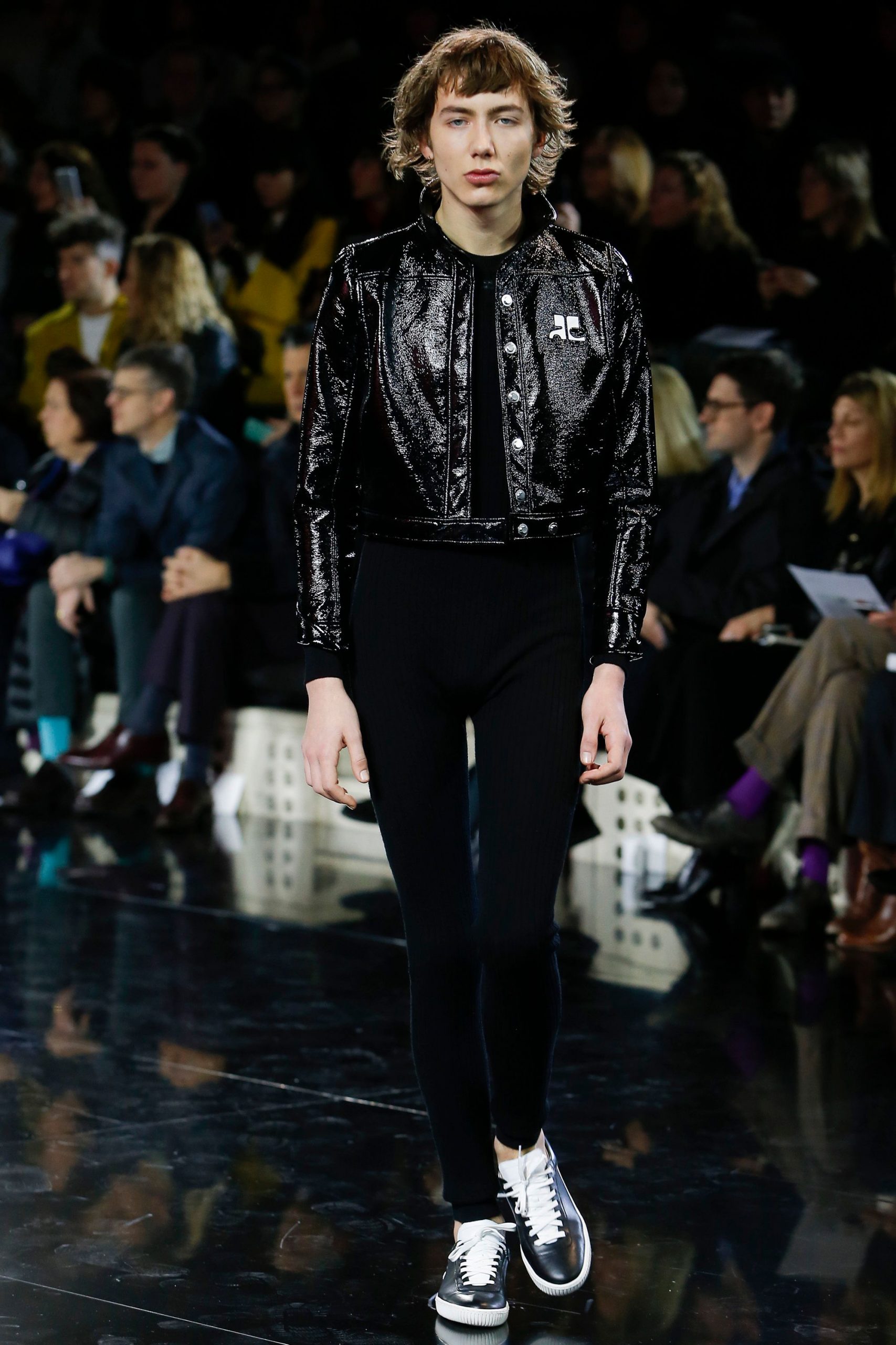 Courrèges F/W 16 Look 45