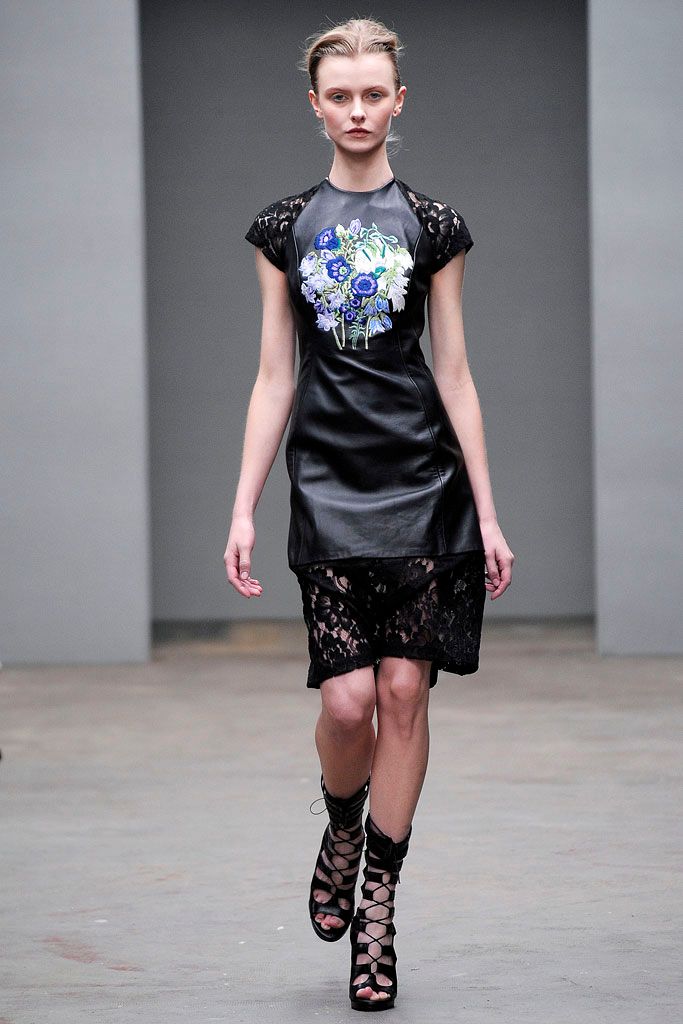 Christopher Kane F/W 10 Look 61
