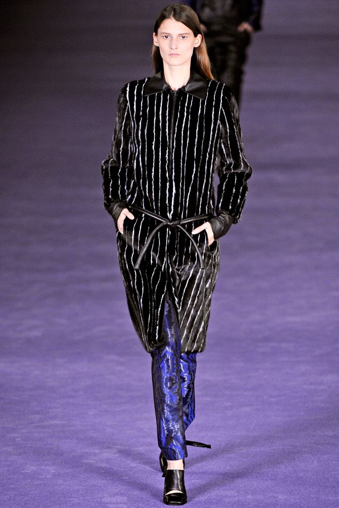 Christopher Kane F/W 12 Look 33