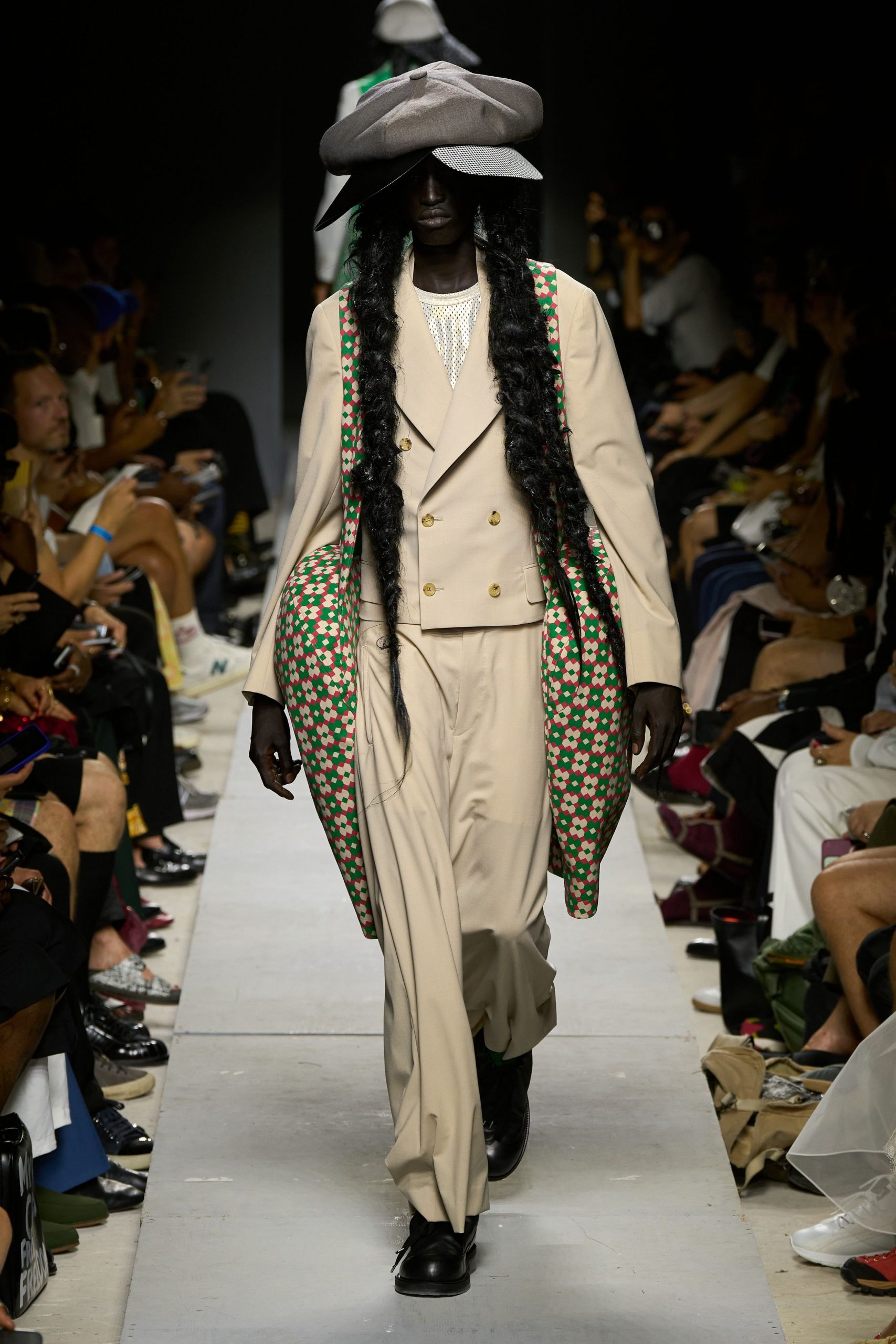 beige long-sleeve collared tailored buttoned suit