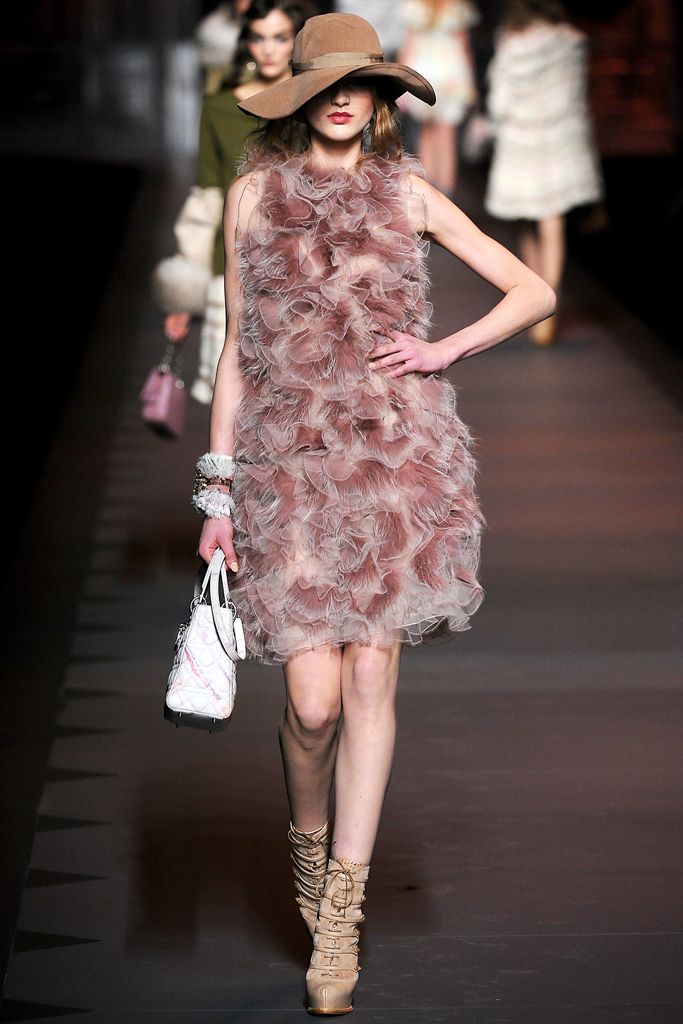 Christian Dior F/W 11 Look 122