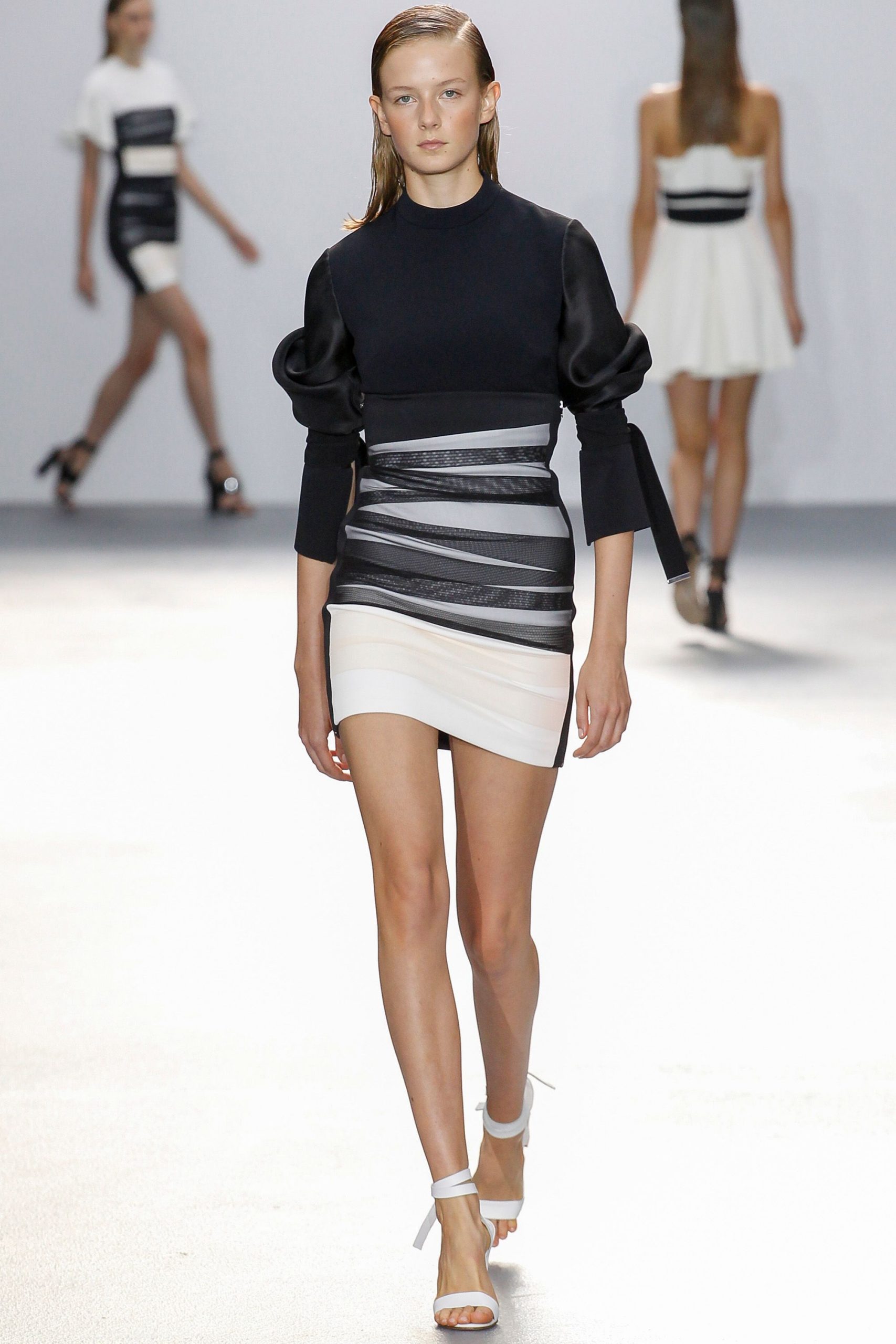 David Koma S/S 16 Look 16