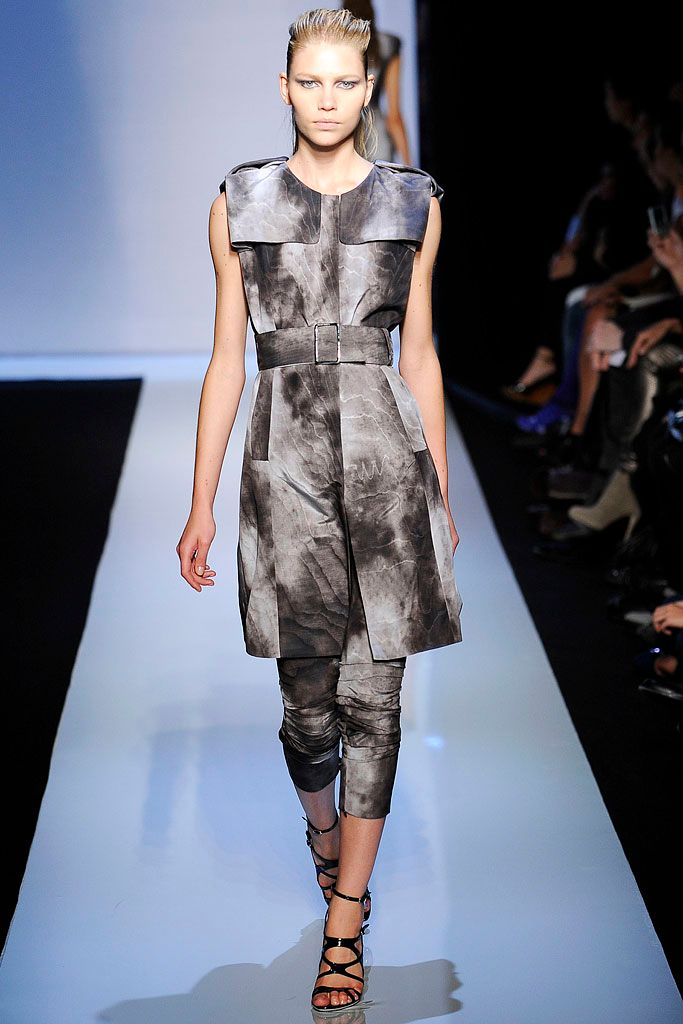 Costume National S/S 09 Look 43