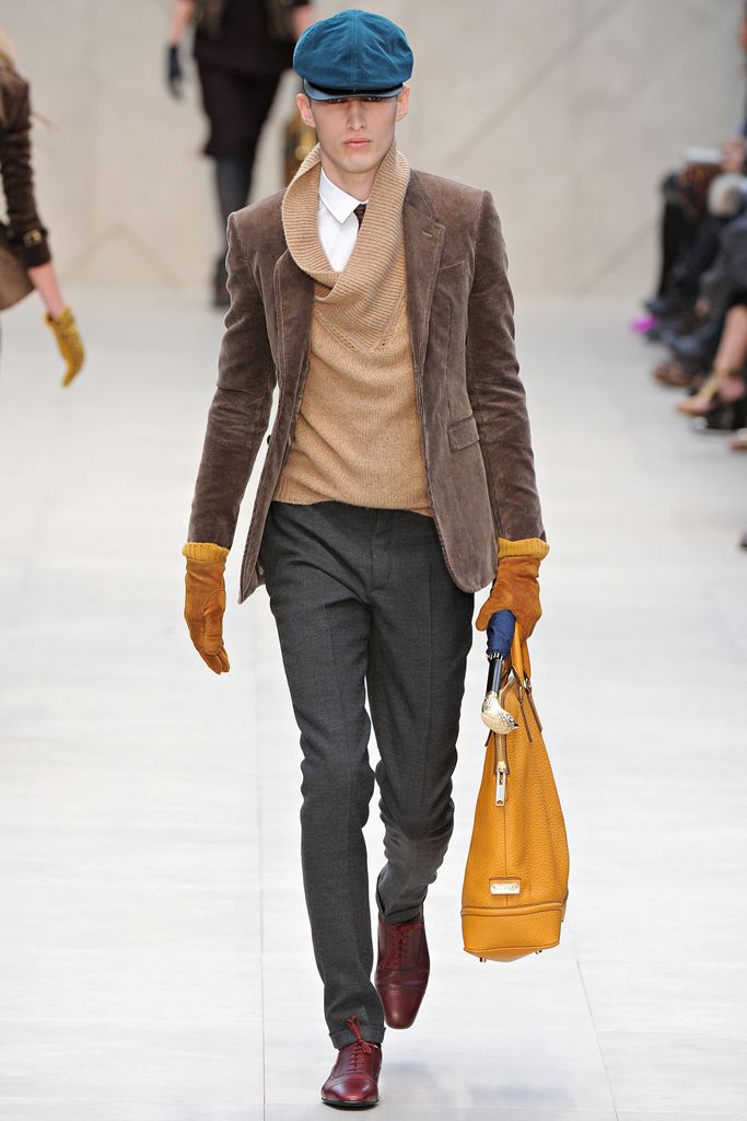 Burberry F/W 12 Look 149