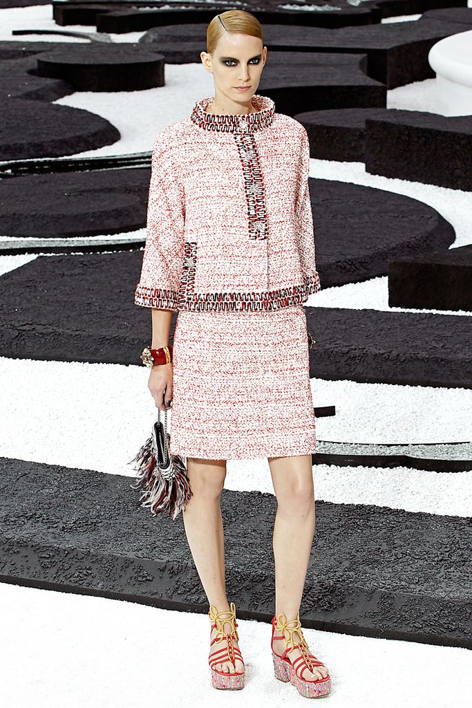 Chanel S/S 11 Look 115