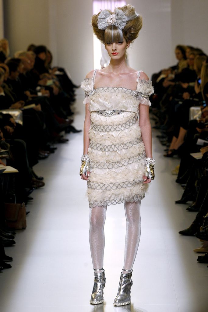 Chanel S/S 10 Couture Look 173