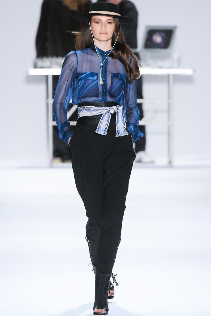 Carlos Miele F/W 12 Look 33