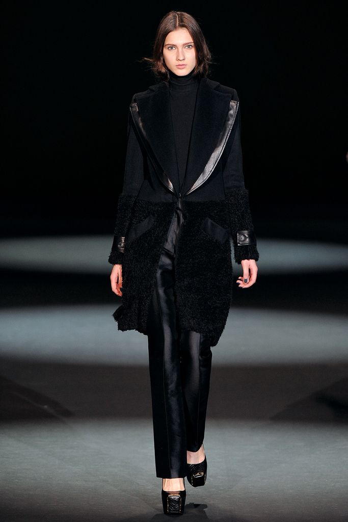 Christian Siriano F/W 11 Look 21