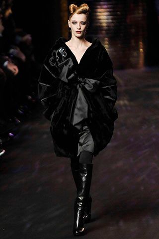 Christian Lacroix F/W 08 Look 86