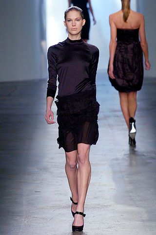 Calvin Klein Collection F/W 05 Look 43